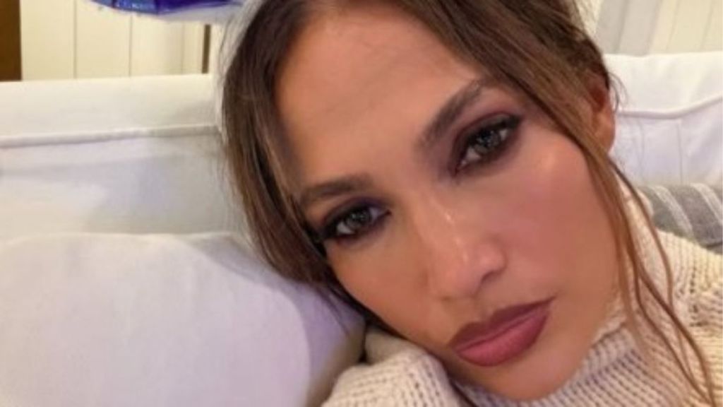 Megyn Kelly Mocks Jennifer Lopez Over Knicks Finals Appearance Look