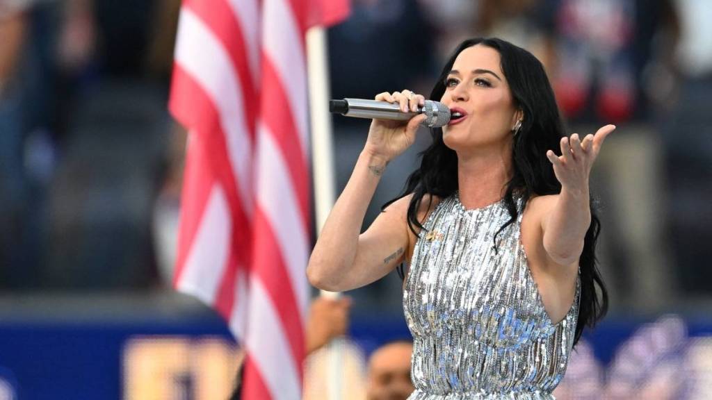 Katy Perry Admits Fighting for Her Mental Health During 'Worst Year'