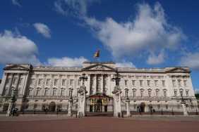 Buckingham Palace Cancels Changing of the Guard for This Reason