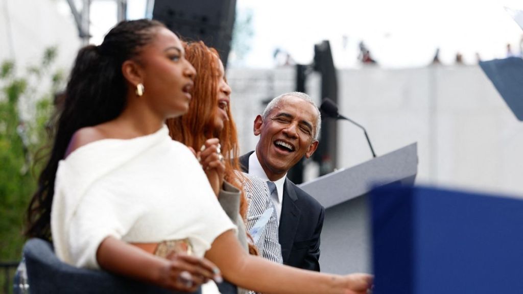 Barack Obama Admits He Can Hardly Keep Up With His Daughters