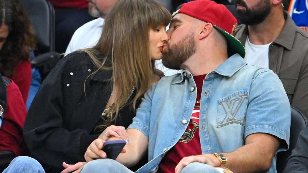 Taylor Swift Shows Off Travis Kelce Engagement Ring During TEU Event