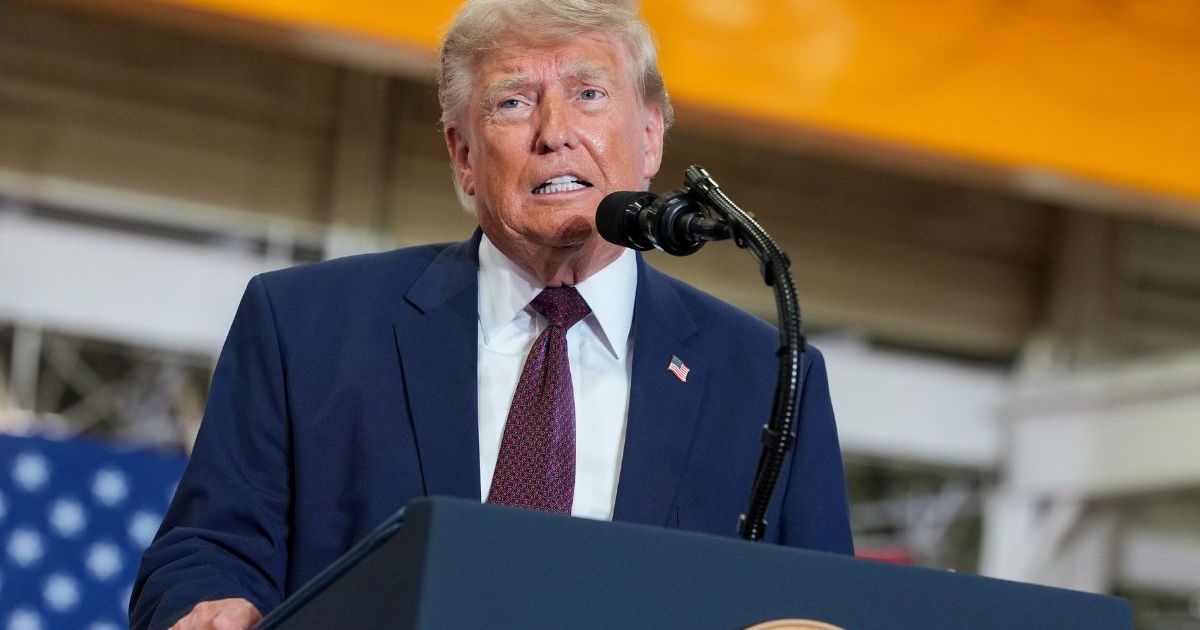 Donald Trump Makes Major Claims About Oil Prices In New Midterm Speech