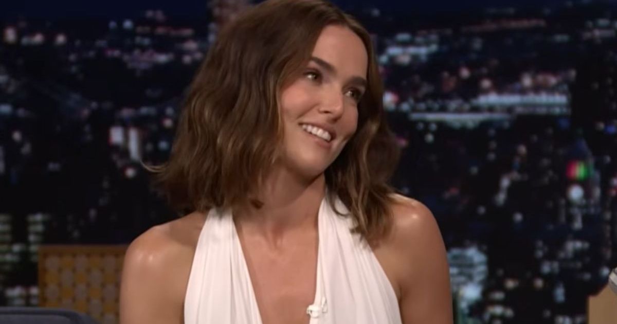 Zoey Deutch's Plunging Dress Comes With a Neckline That Dips Extra Low