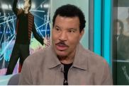 Lionel Richie Forced to End Tour Opener Early After Falling Ill on Stage