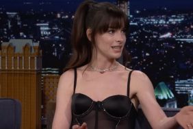 Anne Hathaway’s Vacation Look Has the Internet Asking Questions