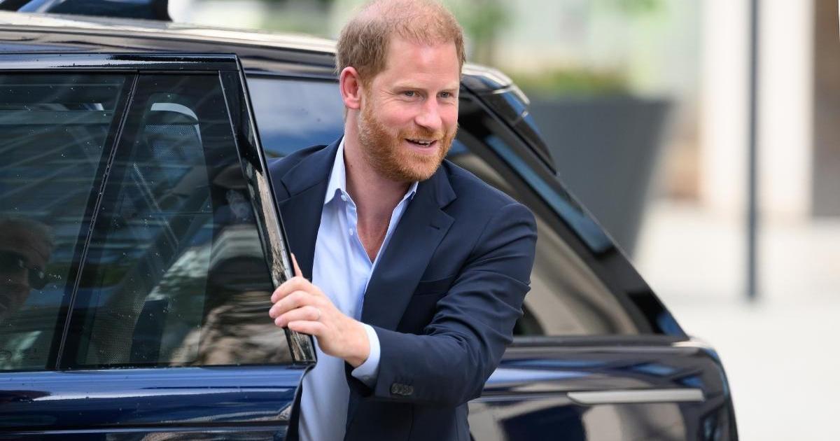 Prince Harry’s Close Ones Say Others Get What He Can’t — Report Prince Harry’s Close Ones Say Others Get What He Can’t — Report