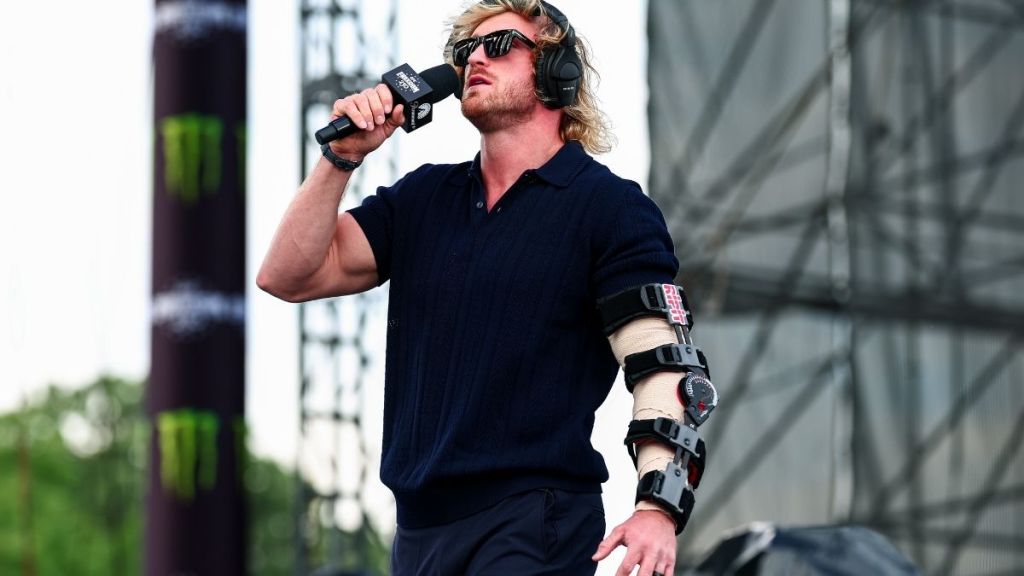 Logan Paul Hosts Crowd for White House UFC Event Watch Party