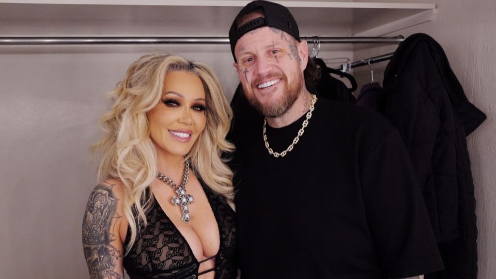 Jelly Roll at CMA Fest Without Wedding Ring One Week Before Divorce News