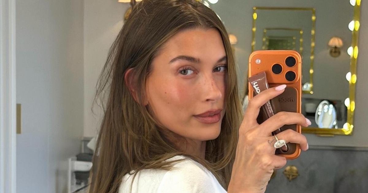 Hailey Bieber Flashes Her Toned Body in Plunging Bra & Micro Shorts