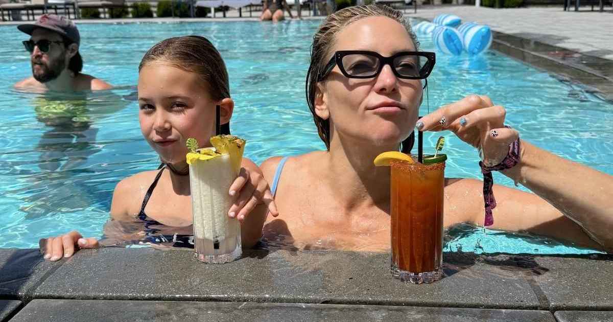 Kate Hudson & Daughter Kick off Summer With a Dreamy Coastal Getaway