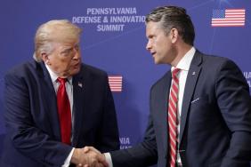 Donald Trump Has 5-Word Reaction to Pete Hegseth's Way of Handling Iran War