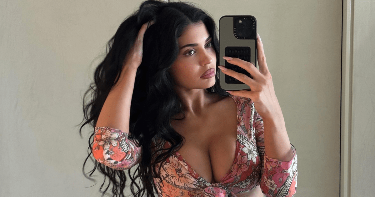 Kylie Jenner Brings Back ‘King Kylie’ With Sweet Dunkin’ Collab