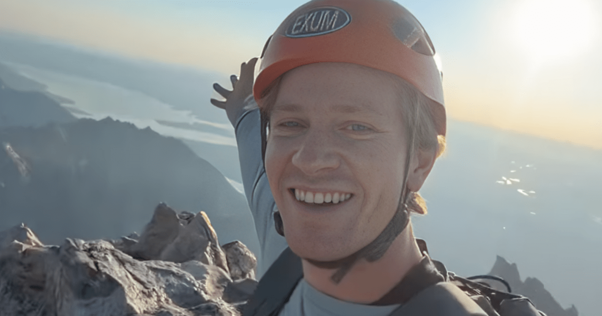 Robert Irwin Sparks Dating Buzz With Wildlife Photographer