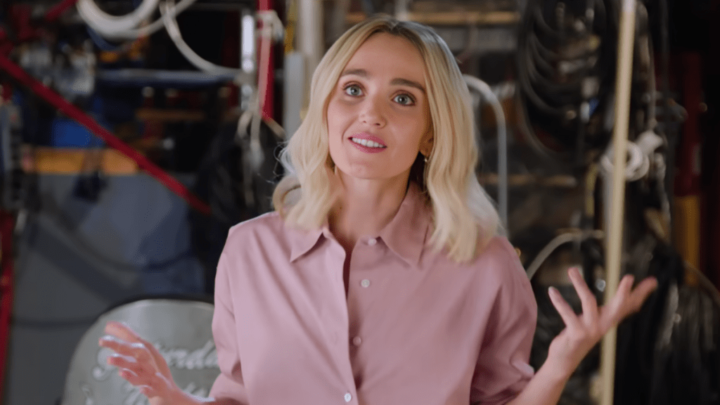 Chloe Fineman Shares the Bizarre Call Before Her 'SNL' Departure