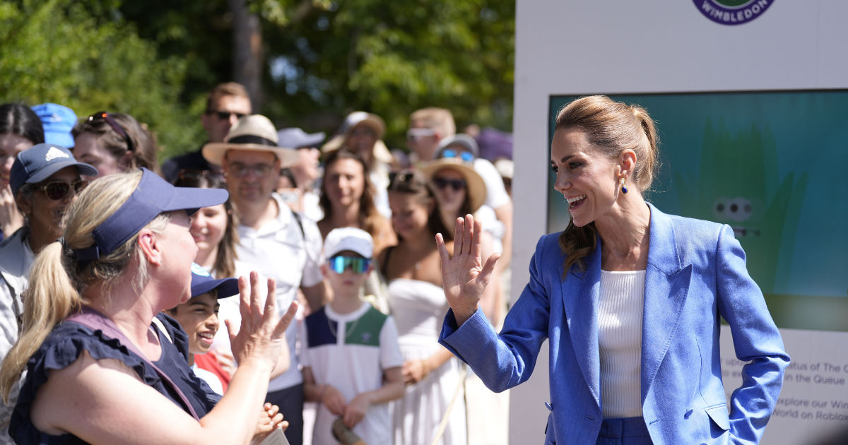 Kate Middleton Charms Fans During Wimbledon Visit