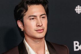 Hudson Williams Calls Out 'Creepy' Autograph Dealers
