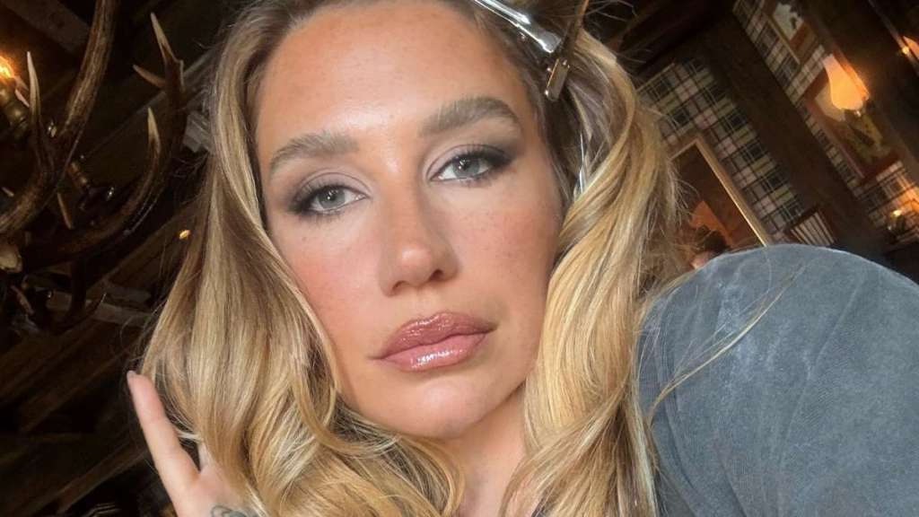 Kesha Spreading Her Legs in Semi-Sheer Bikini Is Too Hot to Handle