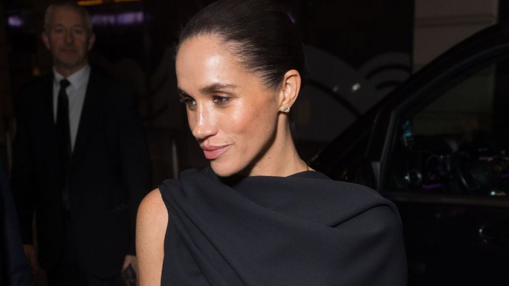 Meghan Markle Belenciaga show