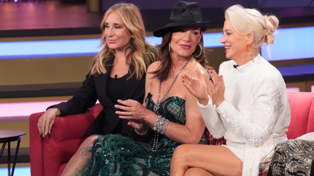 Sonja Morgan, Luann de Lesseps, and Dorinda Medley on stage at BravoCon