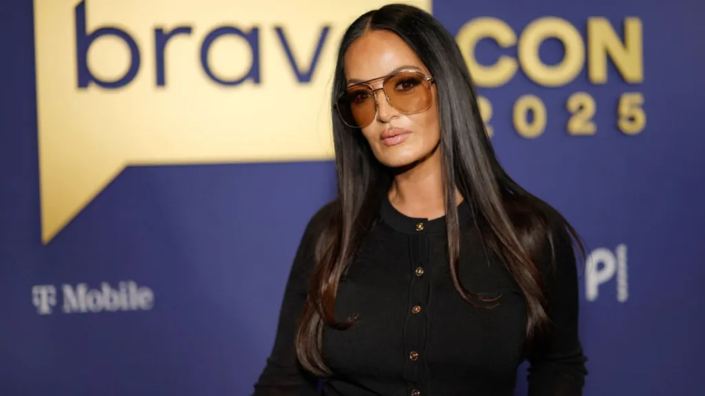 Lisa Barlow in a black blouse and sunglasses at BravoCon 2025