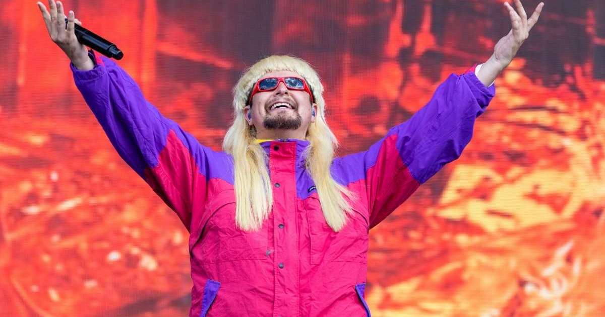 Oliver Tree’s Memorial Will Include Multiple Caskets for His Iconic Characters Oliver Tree’s Memorial Will Include Multiple Caskets for His Iconic Characters