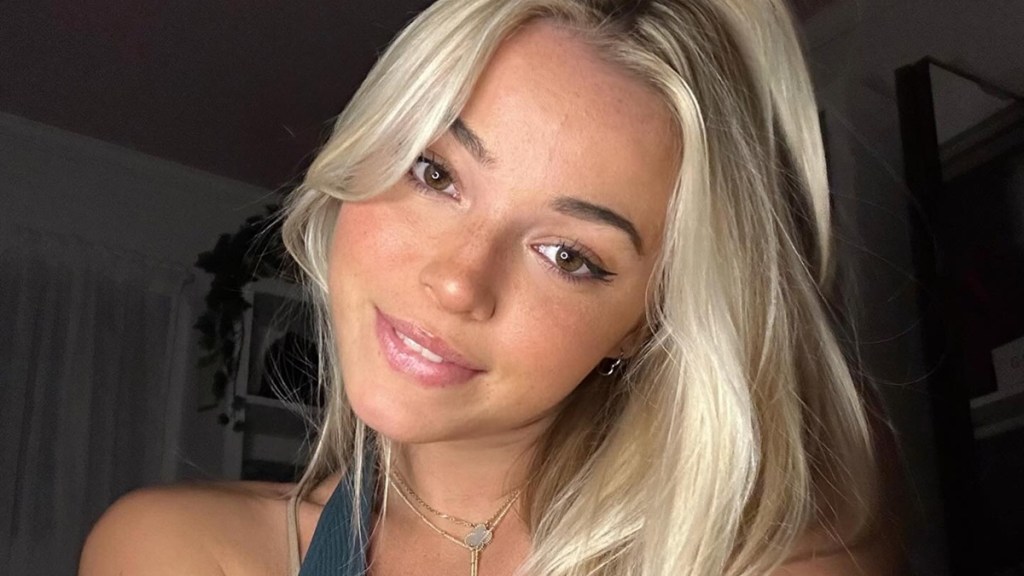 livvy dunne