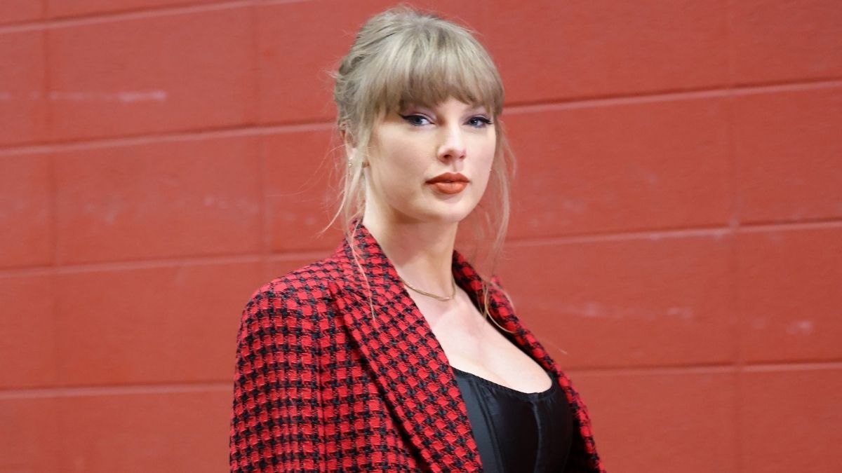 Taylor Swift's Wedding Photos Reportedly Are Part of a Much Bigger Plan