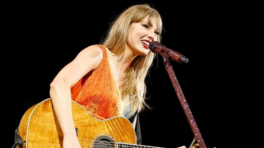 Fans Are Not Buying Taylor Swift's Tour Date Rumors