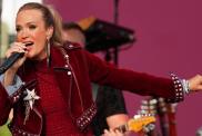 Carrie Underwood's Golf Course Concert Ignites Brutal Backlash as Critics Blame MAGA Image