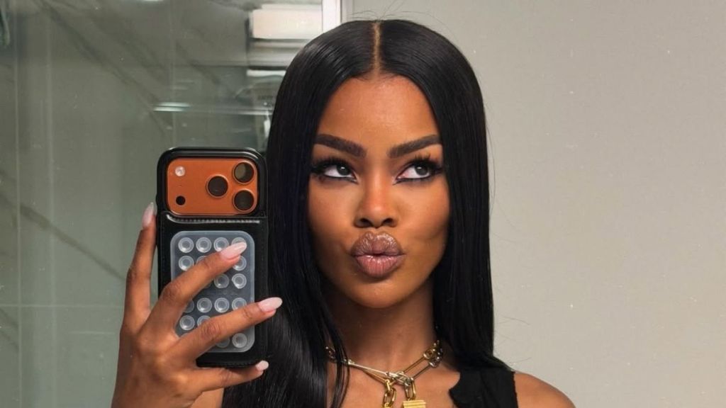 Teyana Taylor’s Fringe Bottoms Have Slits Running Dangerously High