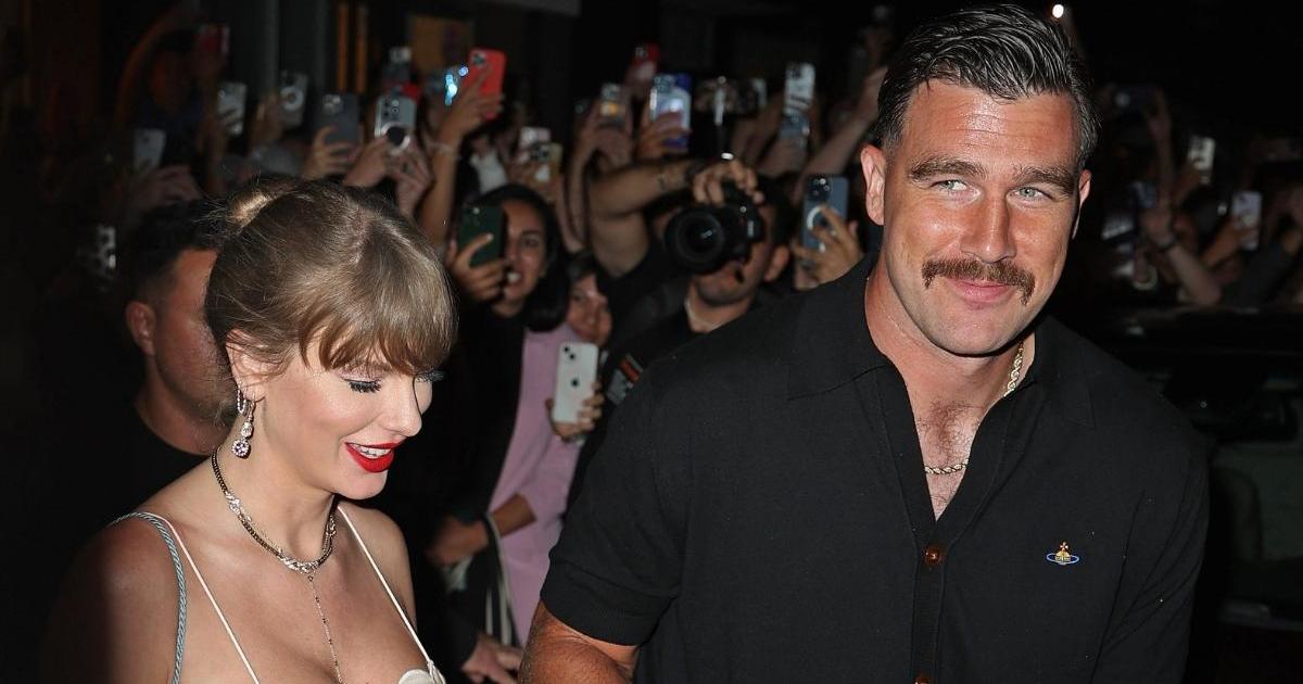 Taylor Swift & Travis Kelce Sent Wedding Guests a 4AM QR Code - Source