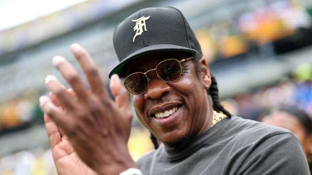 Jay-Z Makes Fans Wait Hours as Safety Crisis Brings Yankee Stadium to Standstill