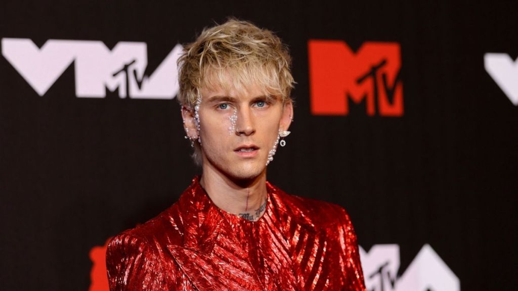 Machine Gun Kelly Escalates Conor McGregor Feud With Blunt Three-Word Message