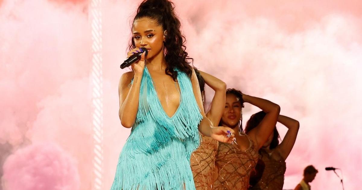 Tyla’s Plunging A Vintage Fit Fringe Micro Minidress Dips Dangerously Low Tyla’s Plunging A Vintage Fit Fringe Micro Minidress Dips Dangerously Low