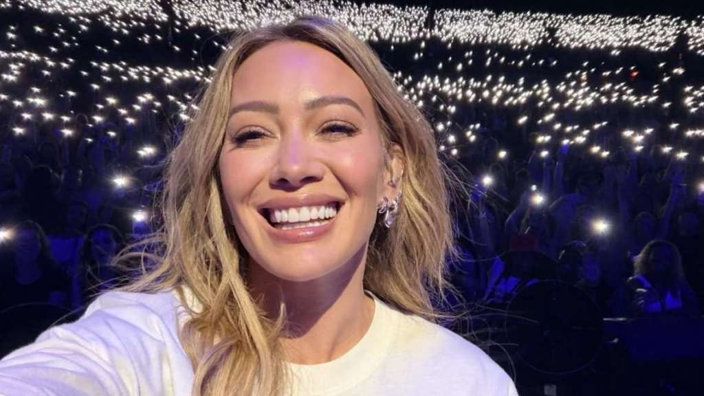 Hilary Duff's Teeny Tiny Bra Top Barely Hangs on During Concert