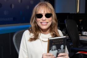 Carly Simon Breaks Silence With Parkinson's Disease Announcement