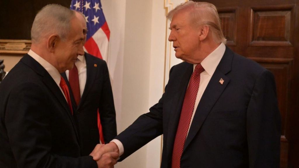Donald Trump & Netanyahu to Reunite With the Iran War at a Crossroads