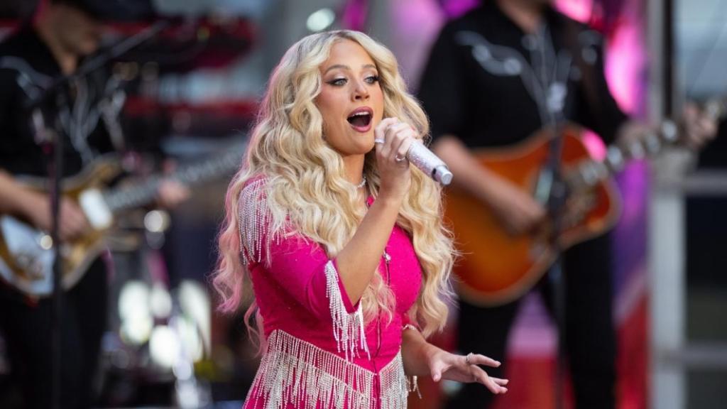 Megan Moroney Breaks Down in Tears as Illness Forces Concert Cancellation