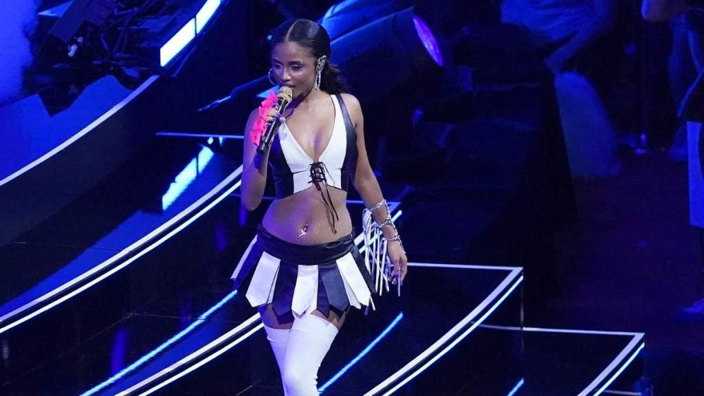 Tyla Gives Cheer a Racy Twist in Plunging Agro Studio Bra & Micro Miniskirt
