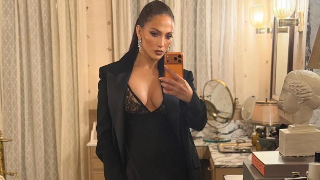 Jennifer Lopez Shows Off Her Ultimate Naked Dress From Every Angle