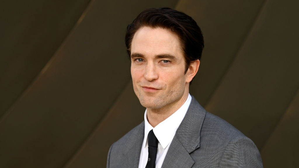Robert Pattinson Revives Twilight Debate With Unexpected Jacob Remark