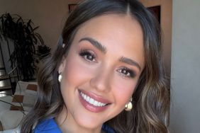 Jessica Alba's Plunging Zimmermann Dress Barely Hangs on by 2 Strings