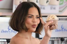 Chrissy Teigen Mocks Mitch McConnell's Health With Brutal 'Lunch' Invite