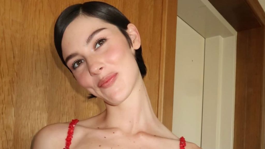 Gracie Abrams Leaves Swifties Stunned After Joe Alwyn Pops Up in Wedding Post