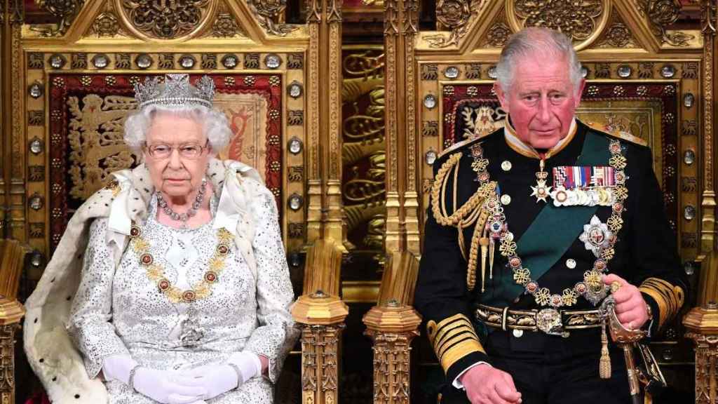 Queen Elizabeth Would See King Charles 'Falling Short' Amid 'Disaster' Reign — Expert