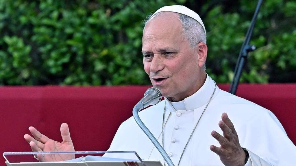 Pope Leo’s Love Letter to America Comes With a Message for Donald Trump