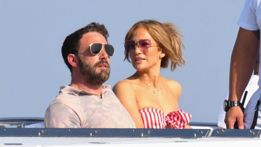 Jennifer Lopez's Public Stance on Ben Affleck Doesn't Match What Insiders See — Source