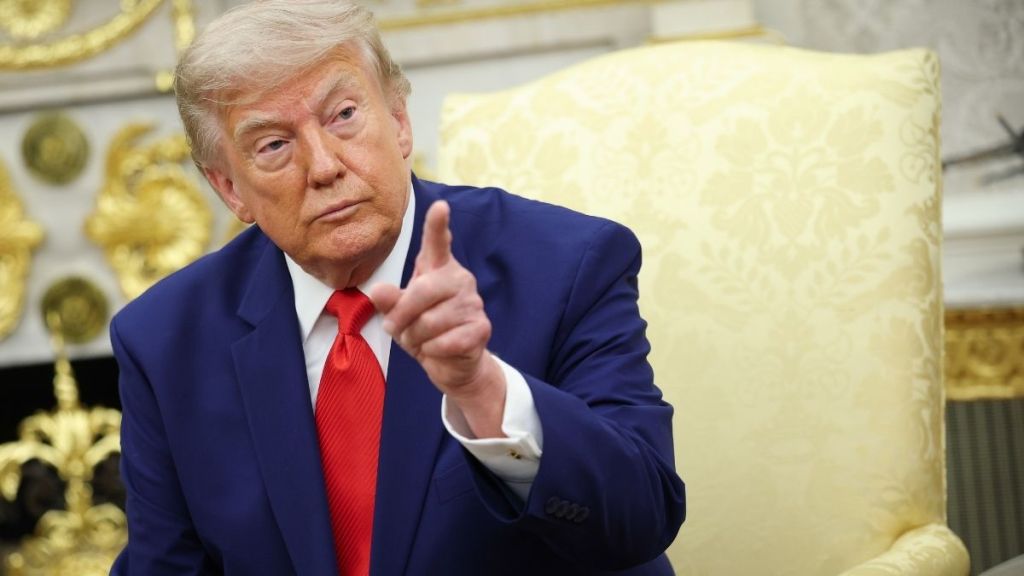‘Very Brave’: Donald Trump Hails 16-Year-Old Who Refused to Let Drowning Boy Go