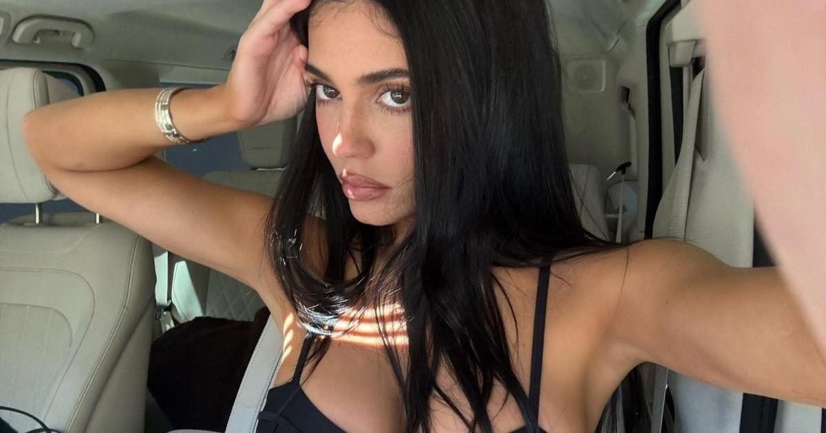 Kylie Jenner Elevates Plunging Lace Top With KHY x Gia…