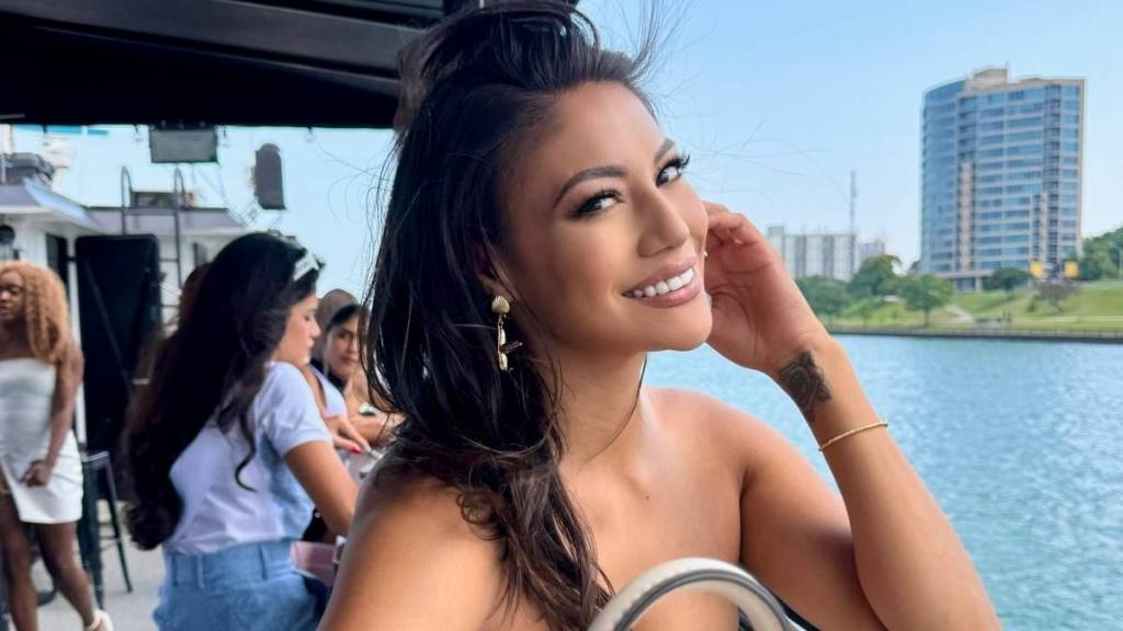Ashley Callingbull Stops Miss Universe Canada to Call Out Huge Issue